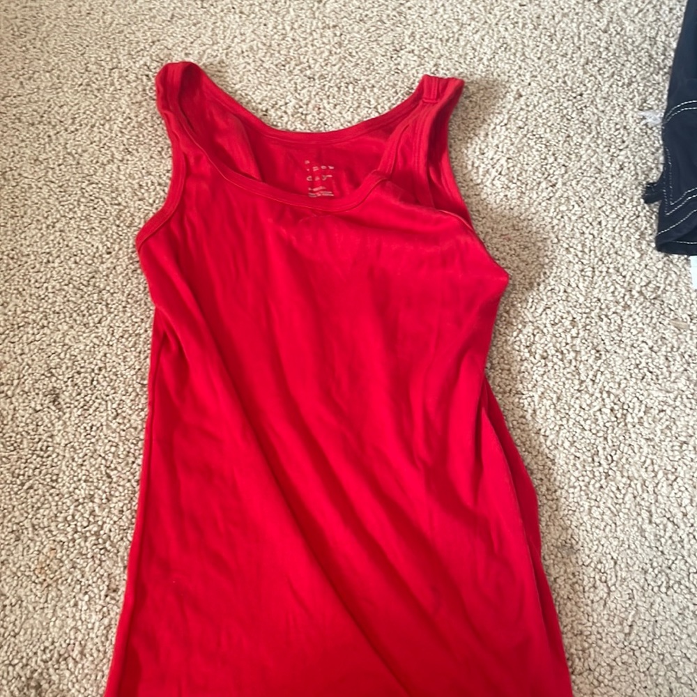 red tank top